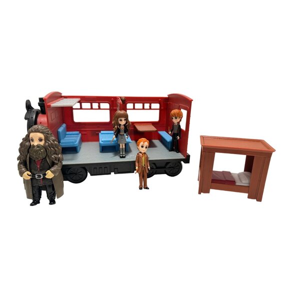 Harry Potter Hogwarts Express Magical Minis Wizarding World Train Figures Bed - Picture 1 of 10